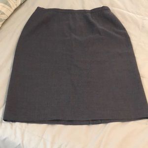 FINAL | Brooks Brothers Fully lined wool skirt